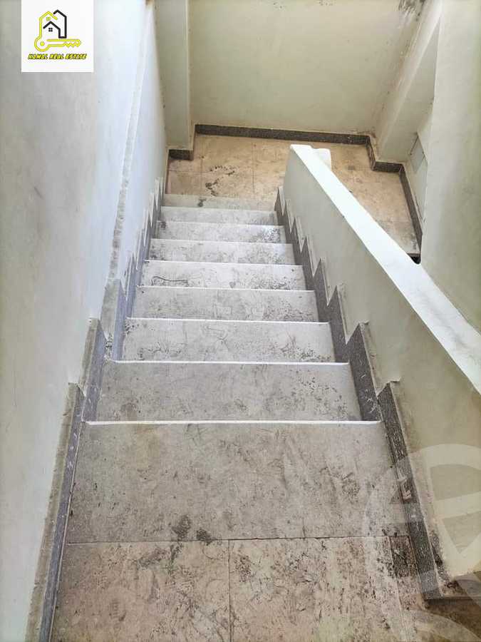 https://aqarmap.com.eg/ar/listing/5204919-for-sale-cairo-6th-of-october-hadaeq-october-ebni-betak-7-abdul-rahman-hamdan-st