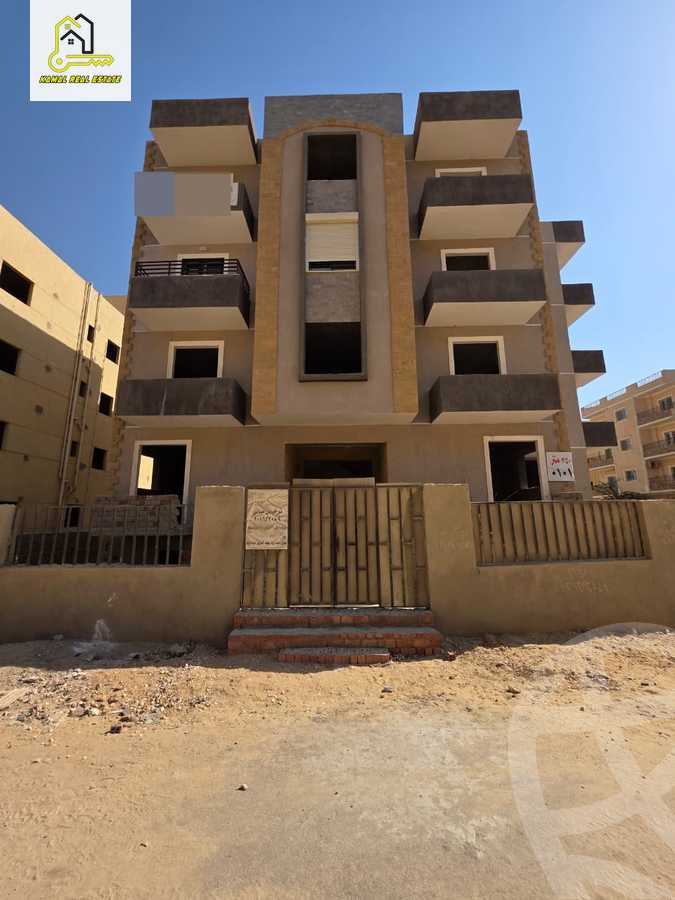 https://aqarmap.com.eg/ar/listing/6535936-for-sale-cairo-6th-of-october-hadaeq-october-lmntq-lsyhy