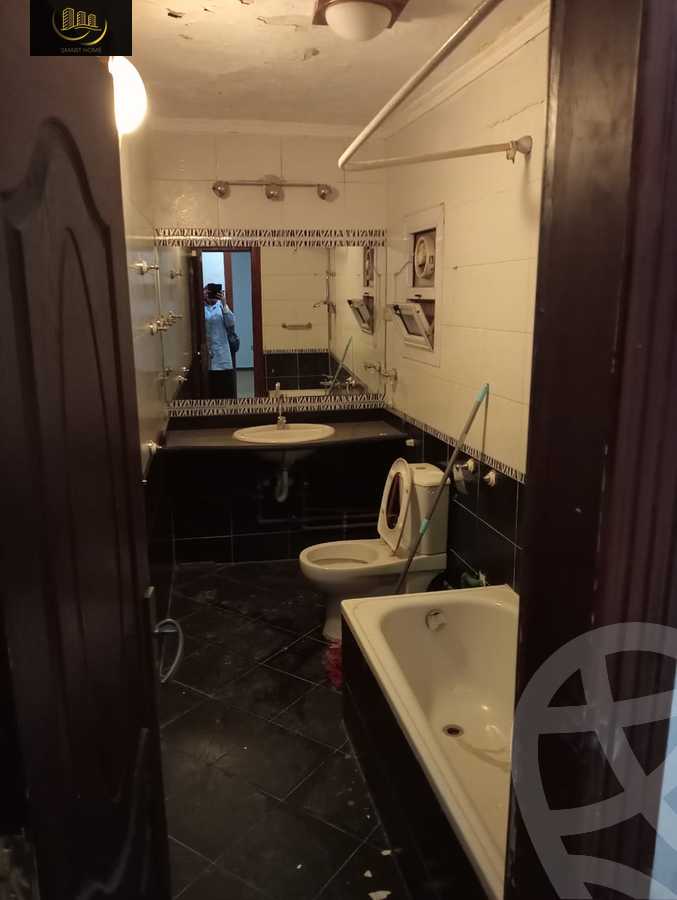 https://aqarmap.com.eg/en/listing/4826618-for-sale-cairo-el-maadi-degla-street-206