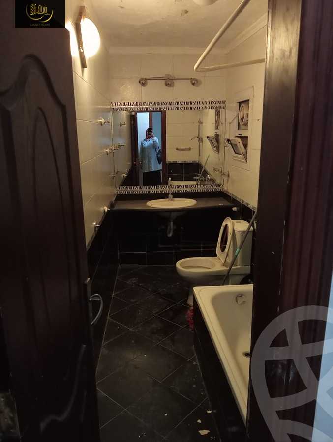 https://aqarmap.com.eg/en/listing/4826618-for-sale-cairo-el-maadi-degla-street-206