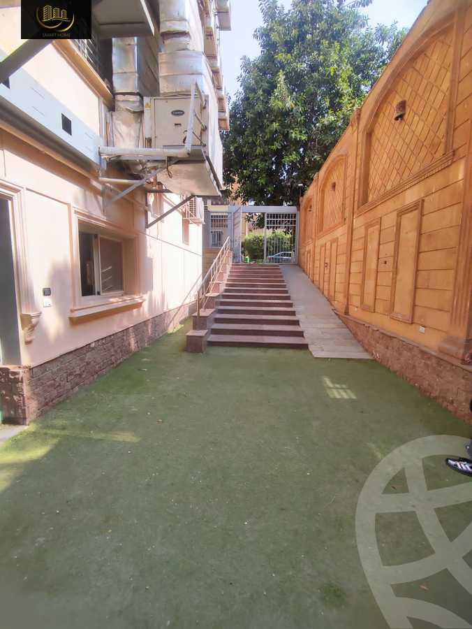 https://aqarmap.com.eg/en/listing/4888925-for-rent-cairo-el-maadi-sarayat-el-maadi-no-22