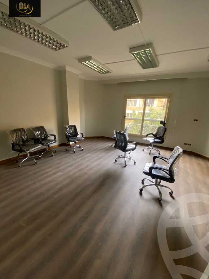 https://aqarmap.com.eg/ar/listing/5004780-for-rent-cairo-el-maadi-degla-street-200