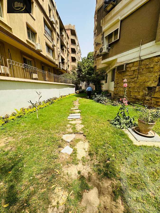 https://aqarmap.com.eg/en/listing/5004842-for-rent-cairo-el-maadi-sarayat-el-maadi-mostafa-kamel-square