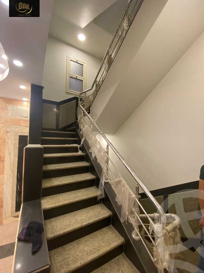 https://aqarmap.com.eg/en/listing/5228509-for-rent-cairo-el-maadi-sarayat-el-maadi-mostafa-kamel-square