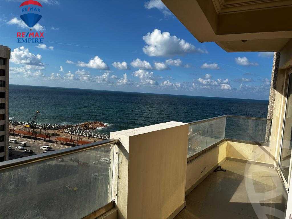 https://aqarmap.com.eg/ar/listing/4535977-for-rent-alexandria-lauran-el-gaish-rd