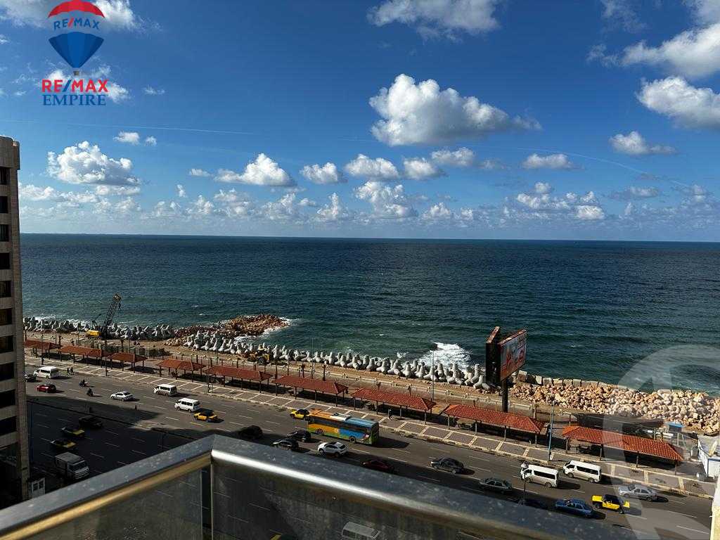 https://aqarmap.com.eg/ar/listing/4535977-for-rent-alexandria-lauran-el-gaish-rd