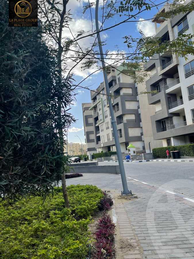 https://aqarmap.com.eg/en/listing/4220491-for-sale-cairo-6th-of-october-compound-kenz