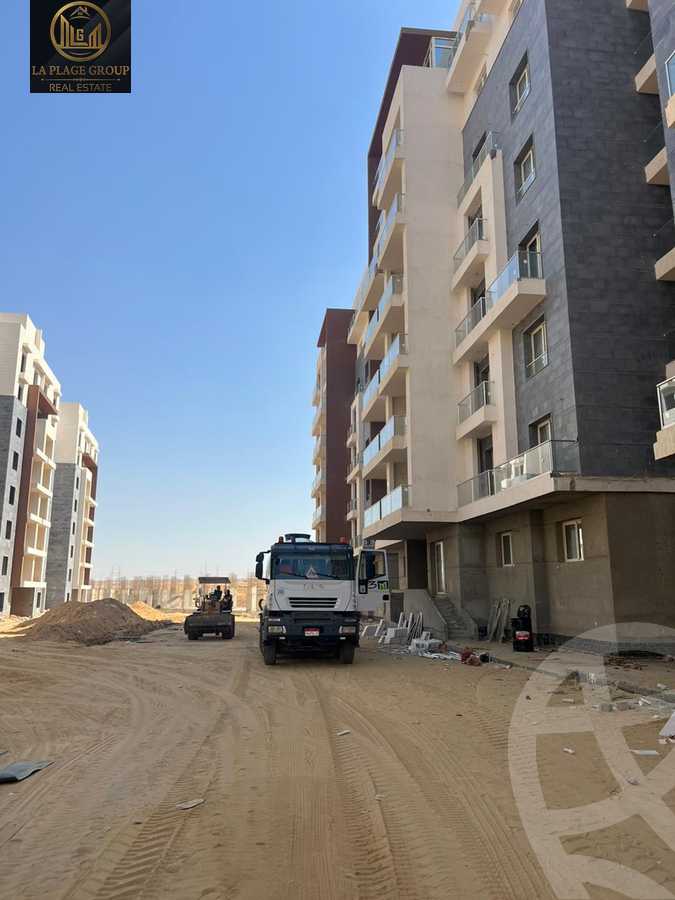 https://aqarmap.com.eg/en/listing/4267637-for-sale-cairo-new-administrative-capital-r7-oia
