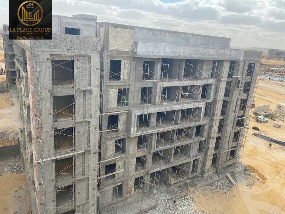 https://aqarmap.com.eg/ar/listing/4276962-for-sale-cairo-new-cairo-lmstqbl-syty-compounds-kmbwnd-l-myrd-lmstqbl