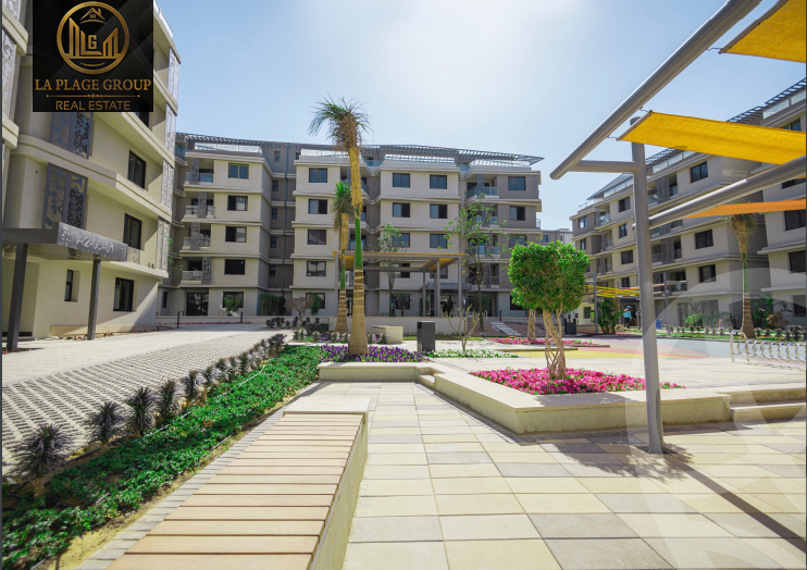 https://aqarmap.com.eg/en/listing/4312564-for-sale-cairo-6th-of-october-compounds-badya-compound-palm-hills