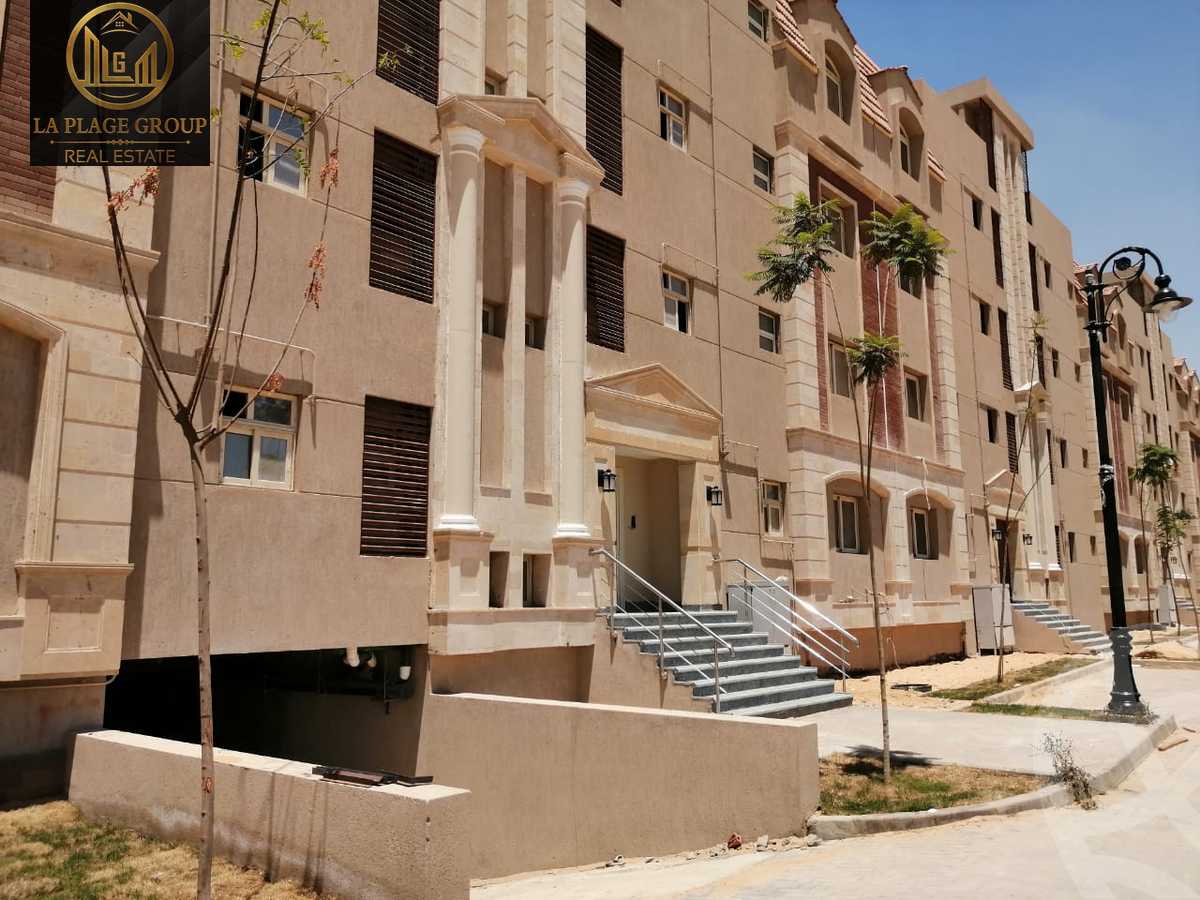 https://aqarmap.com.eg/en/listing/4314313-for-sale-cairo-new-cairo-compounds-rock-vera