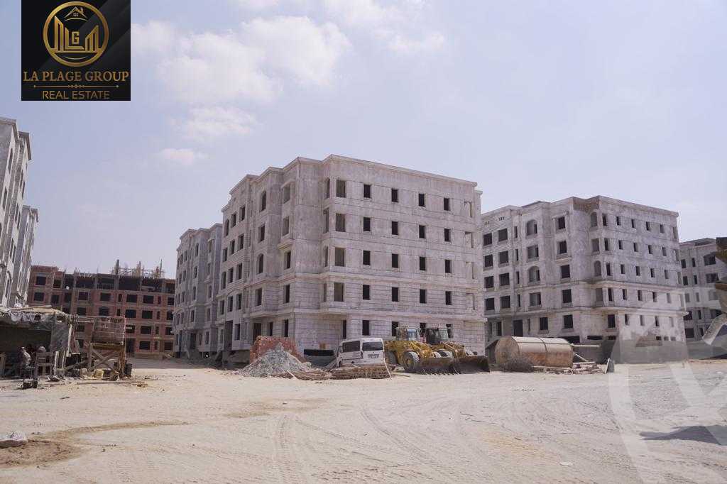 https://aqarmap.com.eg/en/listing/4566747-for-sale-cairo-new-cairo-compounds-kmbwnd-lk-ls-wdy-lmryky