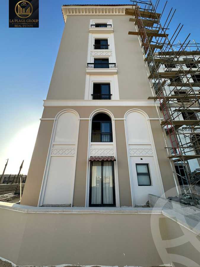 https://aqarmap.com.eg/en/listing/5049827-for-sale-cairo-el-sheikh-zayed-city-compounds-kmbwnd-fyldj-wyst-dr-llttwyr