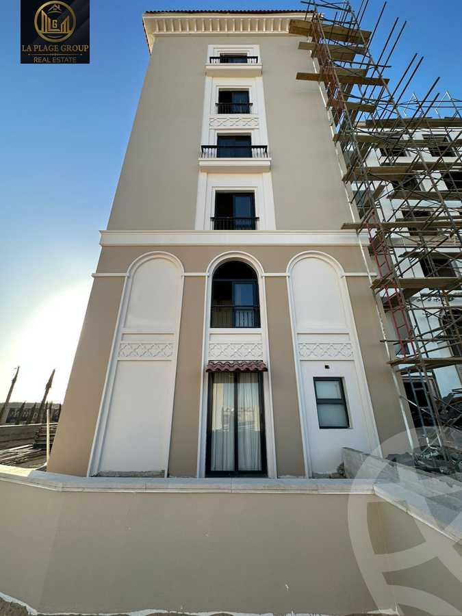 https://aqarmap.com.eg/en/listing/5282656-for-sale-cairo-el-sheikh-zayed-city-compounds-kmbwnd-fyldj-wyst-dr-llttwyr