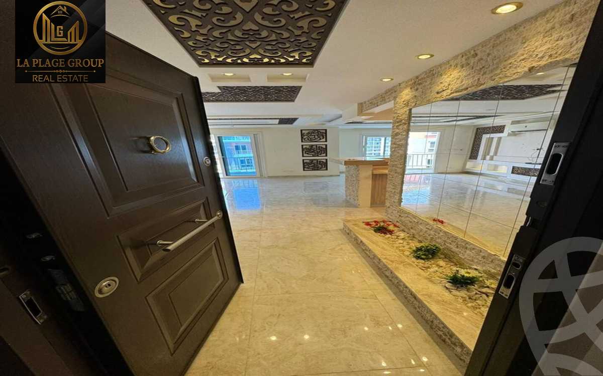 https://aqarmap.com.eg/en/listing/5336953-for-sale-cairo-new-cairo-compounds-mwrd-fq-llttwyr