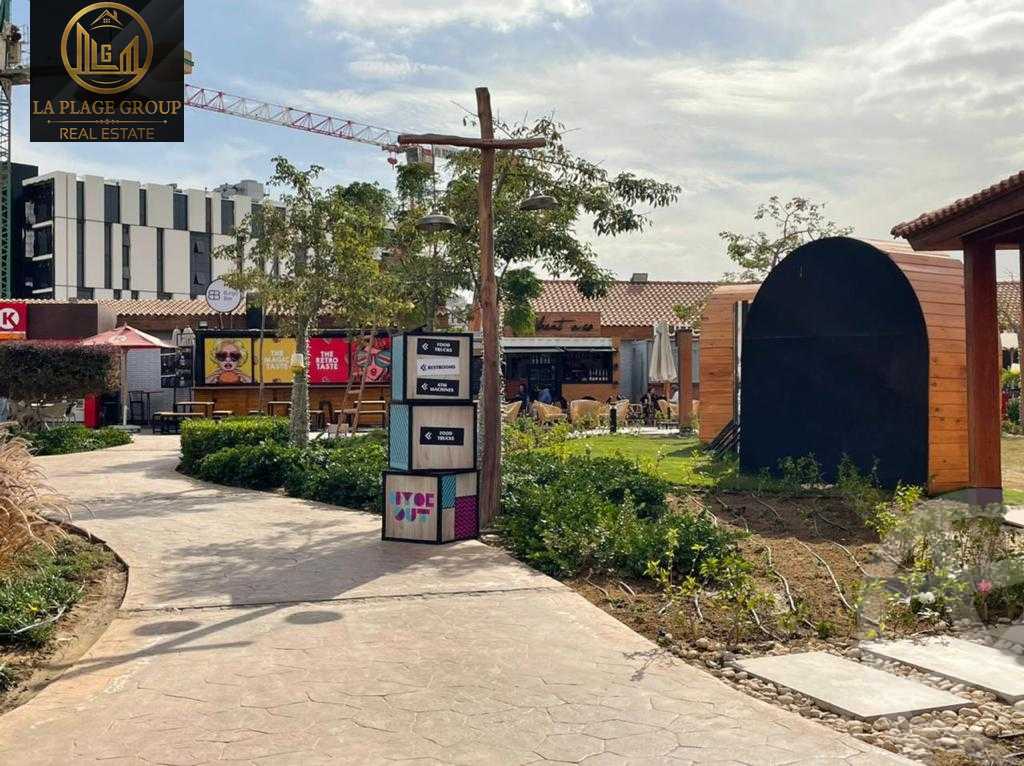 https://aqarmap.com.eg/en/listing/5367899-for-sale-cairo-new-cairo-compounds-hyde-park-parkway-hyde-park-compound