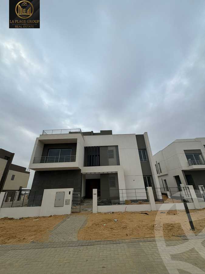 https://aqarmap.com.eg/en/listing/5389098-for-sale-cairo-new-cairo-compounds-blm-hylz-nyw-kyrw