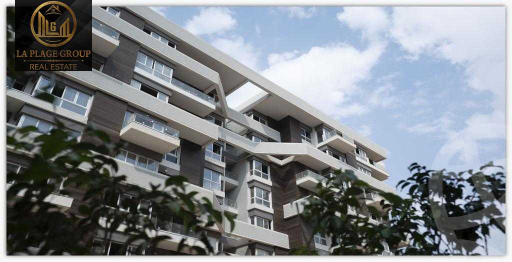 https://aqarmap.com.eg/en/listing/5567366-for-sale-cairo-new-administrative-capital-r7-scenario