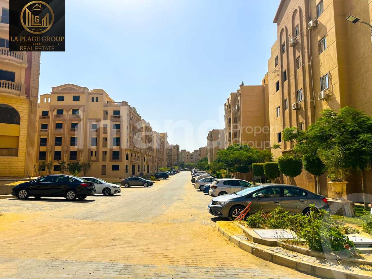 https://aqarmap.com.eg/en/listing/5578954-for-sale-cairo-new-cairo-compounds-el-ashrafia