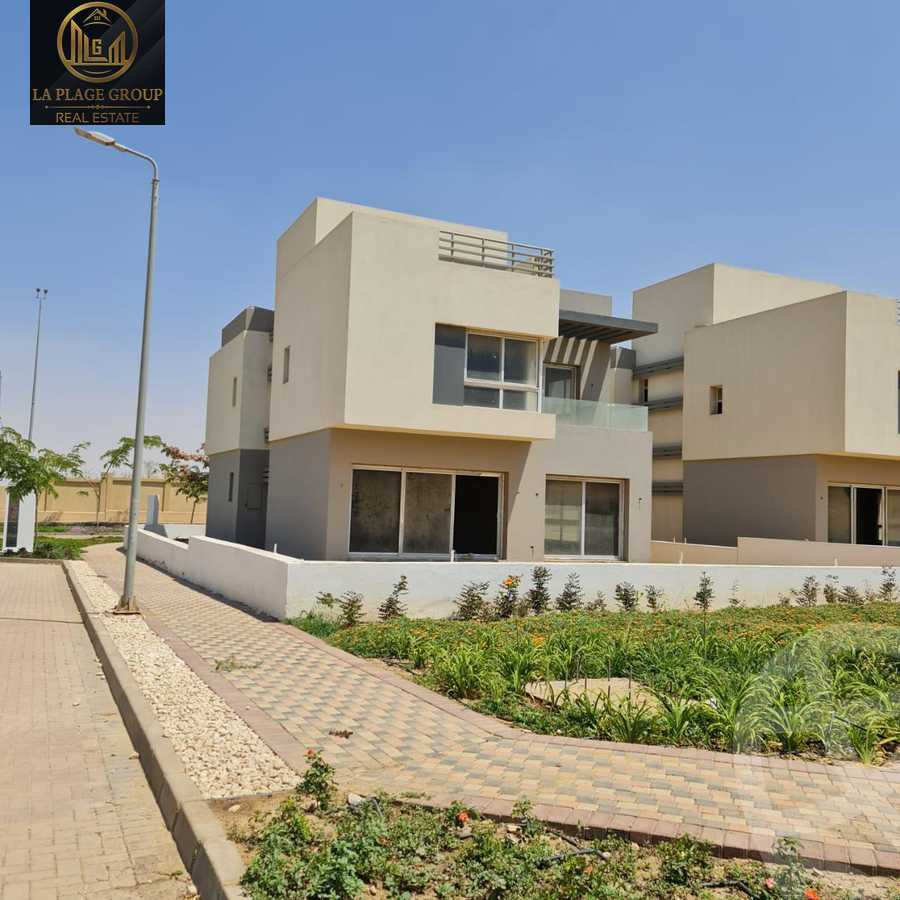 https://aqarmap.com.eg/en/listing/5615840-for-sale-cairo-new-cairo-compounds-hyde-park-cluster-18-hyde-park