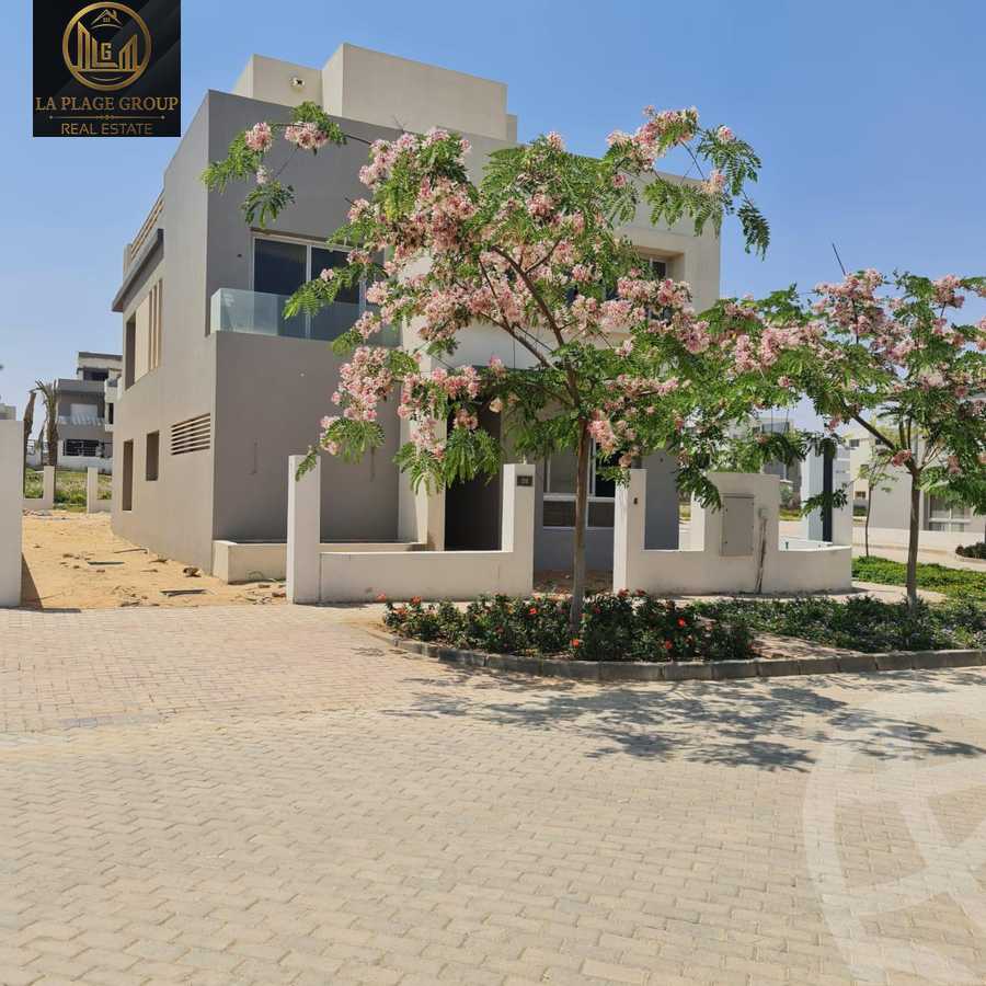 https://aqarmap.com.eg/en/listing/5615840-for-sale-cairo-new-cairo-compounds-hyde-park-cluster-18-hyde-park