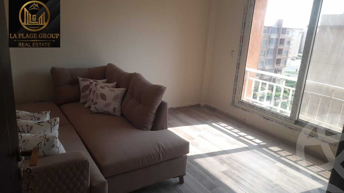 https://aqarmap.com.eg/ar/listing/5864440-for-sale-cairo-el-shorouk-compounds-wesal-city-wesal-residence