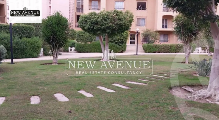 https://aqarmap.com.eg/ar/listing/4701180-for-sale-cairo-new-cairo-lrhb-city-phase-1-ahmed-bahaa-el-deen-st