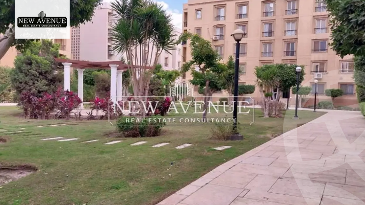 https://aqarmap.com.eg/ar/listing/4701180-for-sale-cairo-new-cairo-lrhb-city-phase-1-ahmed-bahaa-el-deen-st