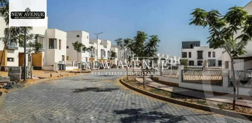 https://aqarmap.com.eg/ar/listing/4705995-for-sale-cairo-new-cairo-compounds-compounds-in-new-cairo-vy-ryzydns-villette