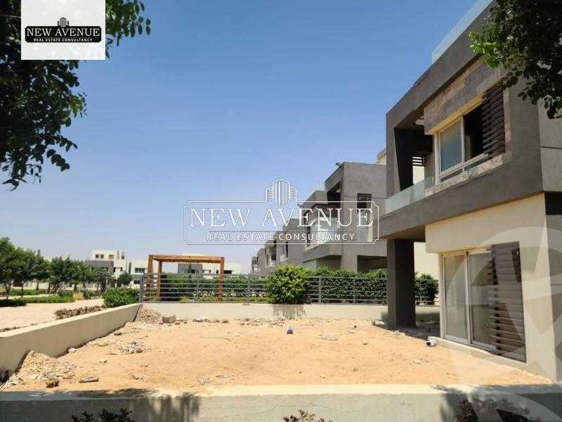 https://aqarmap.com.eg/ar/listing/4857664-for-sale-cairo-new-cairo-compounds-hyde-park-centre-ville-hyde-park