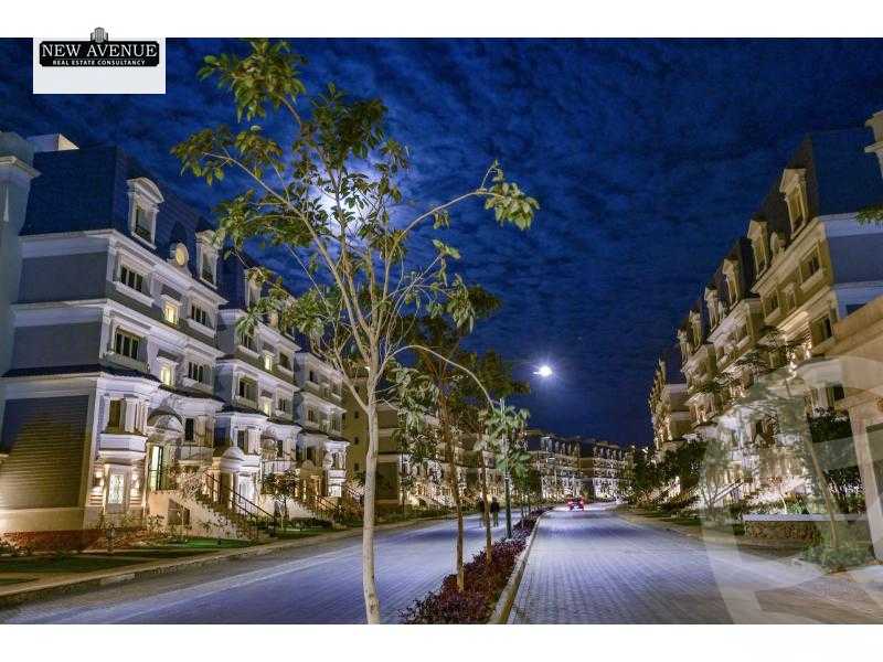 https://aqarmap.com.eg/ar/listing/4912640-for-sale-cairo-new-cairo-compounds-mountain-view-hyde-park