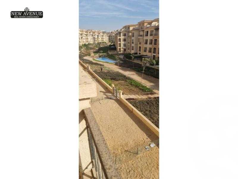 https://aqarmap.com.eg/en/listing/5860030-for-sale-cairo-new-cairo-compounds-stwn-ryzydns-by-ar-y-llttwyr