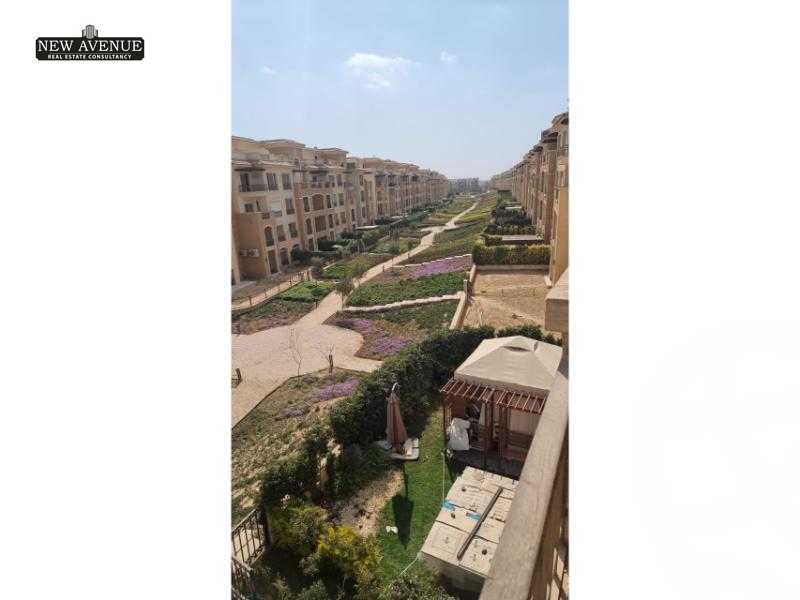 https://aqarmap.com.eg/en/listing/5860030-for-sale-cairo-new-cairo-compounds-stwn-ryzydns-by-ar-y-llttwyr