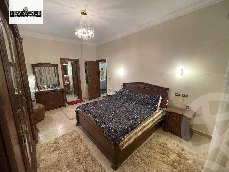 https://aqarmap.com.eg/ar/listing/4922359-for-sale-cairo-new-cairo-ganob-el-akadamiya-south-academy-b-taha-hussein-st