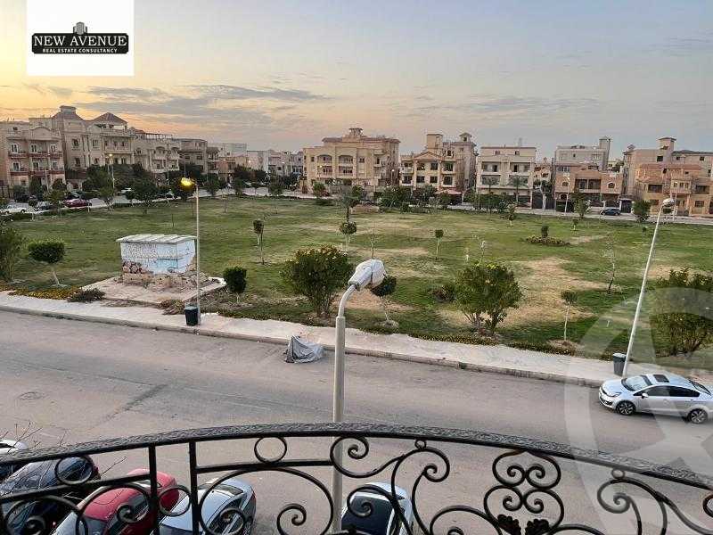 https://aqarmap.com.eg/ar/listing/4922359-for-sale-cairo-new-cairo-ganob-el-akadamiya-south-academy-b-taha-hussein-st