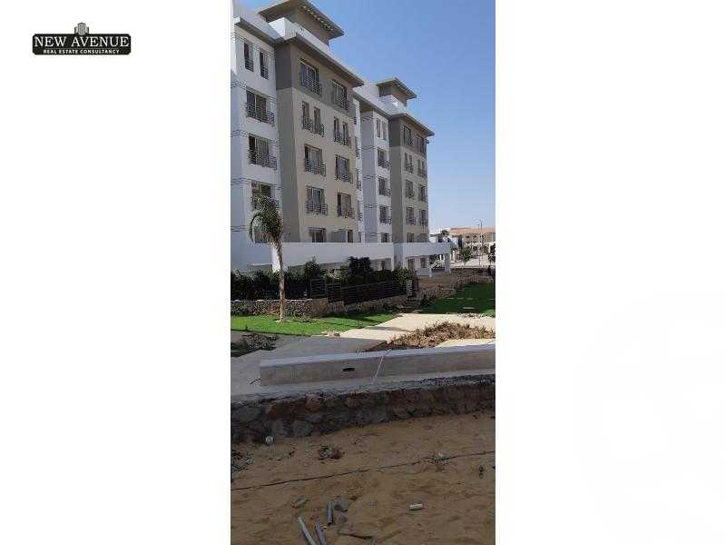 https://aqarmap.com.eg/en/listing/4961397-for-sale-cairo-new-cairo-compounds-hyde-park-hpr-hyde-park