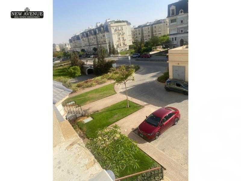 https://aqarmap.com.eg/en/listing/5213254-for-sale-cairo-new-cairo-compounds-mountain-view-hyde-park