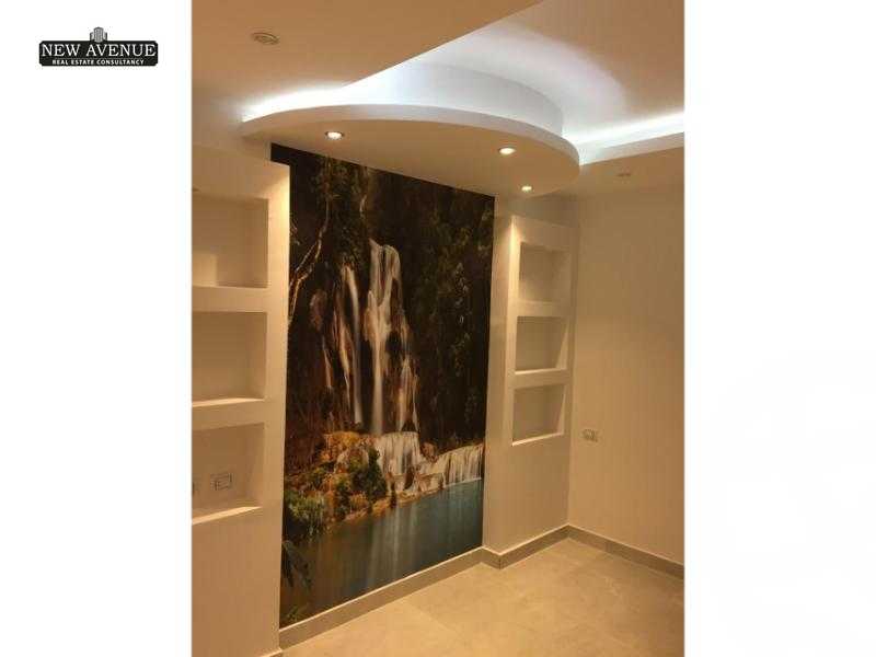 https://aqarmap.com.eg/ar/listing/5224319-for-sale-cairo-new-cairo-compounds-mountain-view-hyde-park