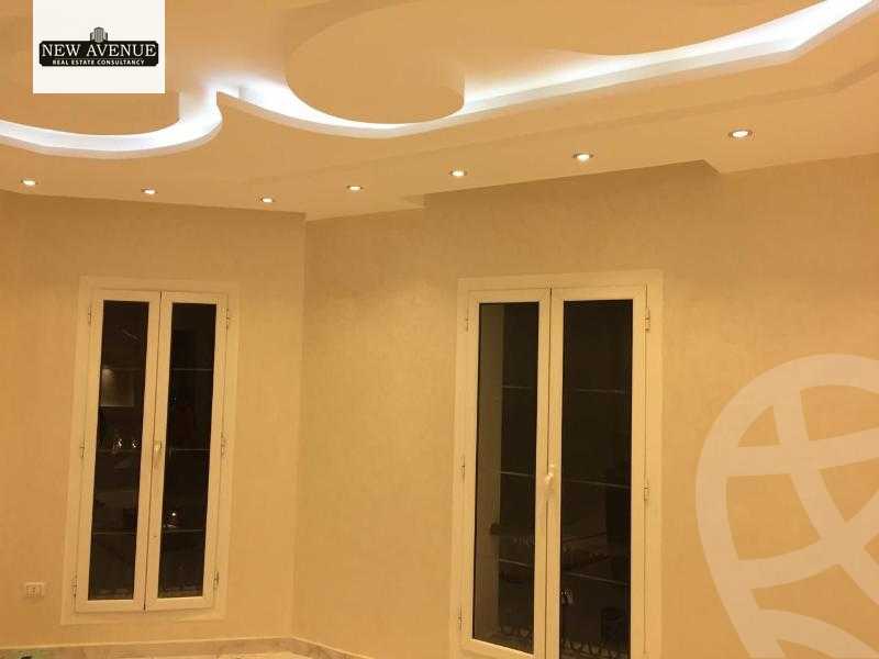 https://aqarmap.com.eg/ar/listing/5224319-for-sale-cairo-new-cairo-compounds-mountain-view-hyde-park