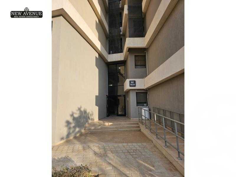 https://aqarmap.com.eg/en/listing/5224843-for-sale-cairo-new-cairo-compounds-villette-kmbwnd-sky-kwndwz-swdyk-villette