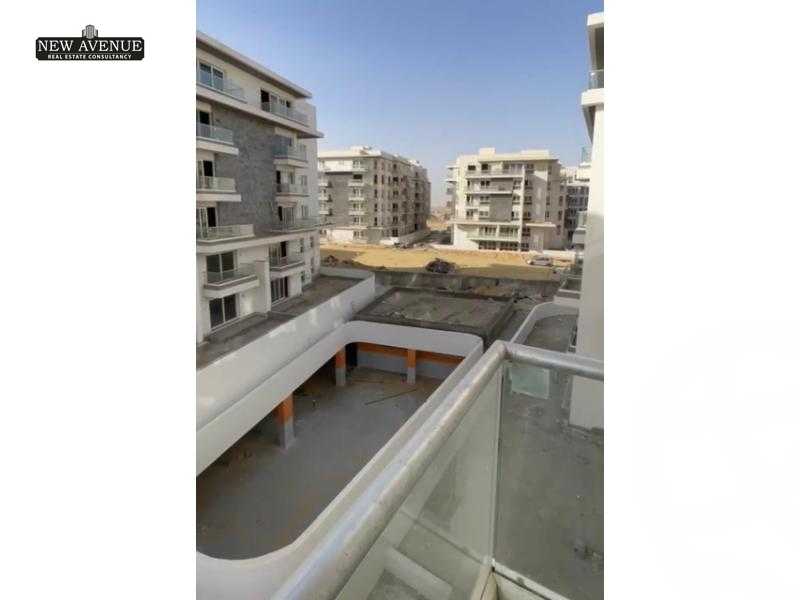 https://aqarmap.com.eg/en/listing/5225005-for-sale-cairo-new-cairo-compounds-mwntn-fyw-y-syty-club-park-mountain-view-icity