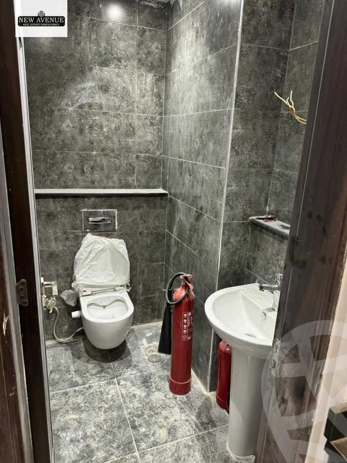 https://aqarmap.com.eg/ar/listing/5225884-for-rent-cairo-new-cairo-madinaty-etast-hub-mall-tmg