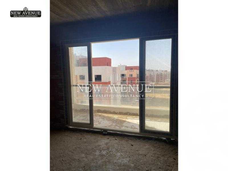 https://aqarmap.com.eg/ar/listing/5256917-for-sale-cairo-new-cairo-compounds-brwmynd-ryzydns-wdy-djl-llttwyr