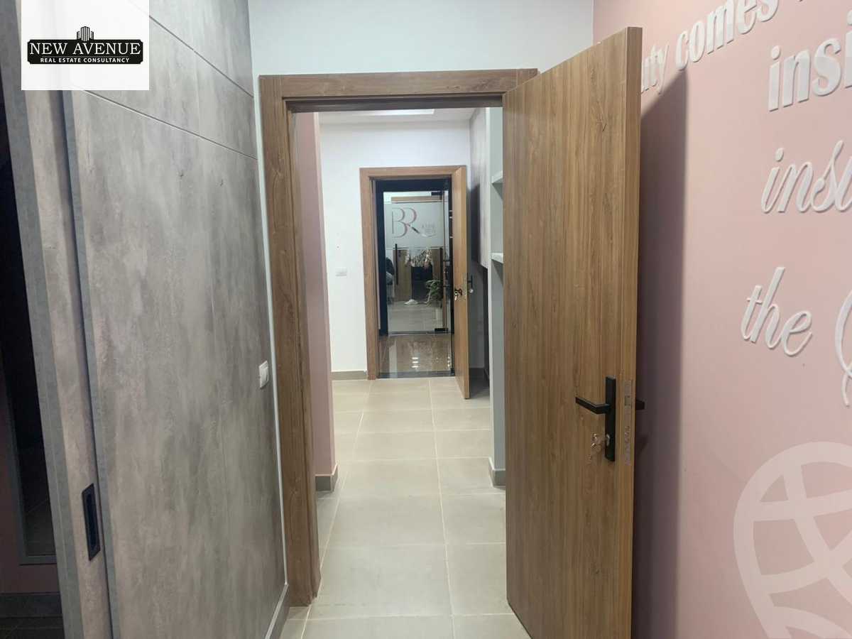 https://aqarmap.com.eg/en/listing/5280095-for-rent-cairo-new-cairo-compounds-jwr-kwmyrshyl-kwmblks-makeplace