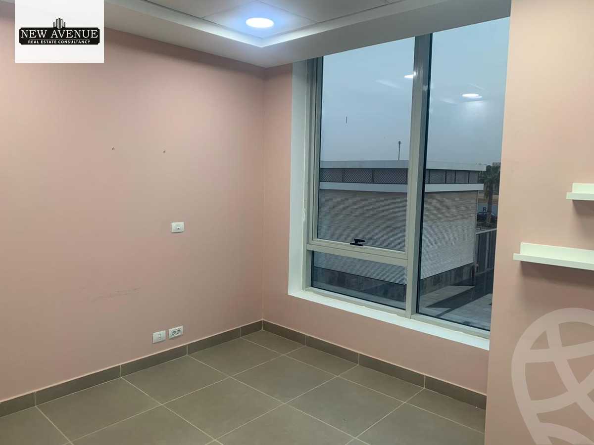 https://aqarmap.com.eg/en/listing/5280095-for-rent-cairo-new-cairo-compounds-jwr-kwmyrshyl-kwmblks-makeplace