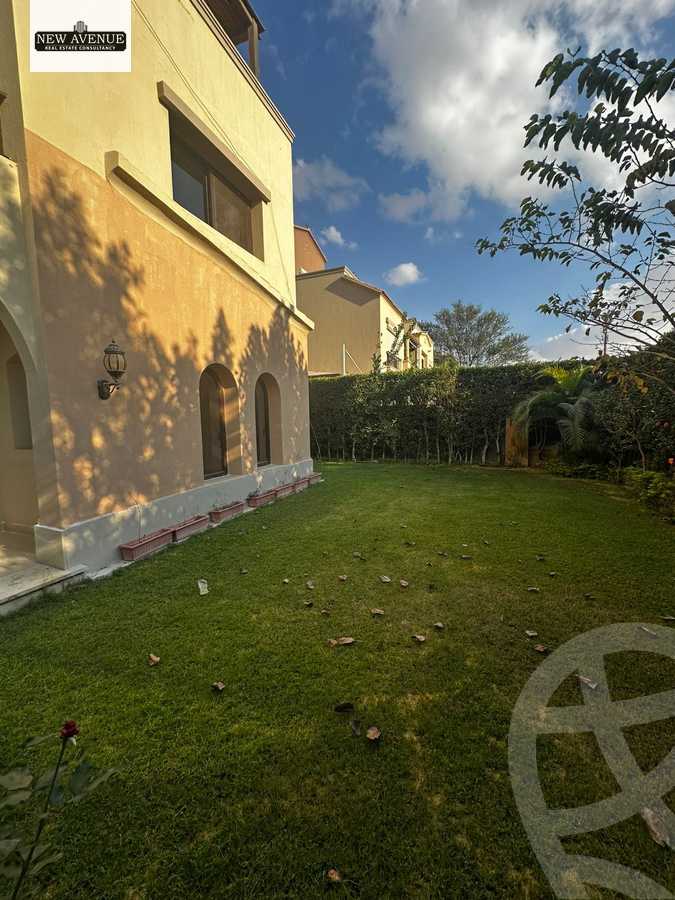 https://aqarmap.com.eg/en/listing/5299568-for-sale-cairo-new-cairo-compounds-mivida-mivida-parcel-2