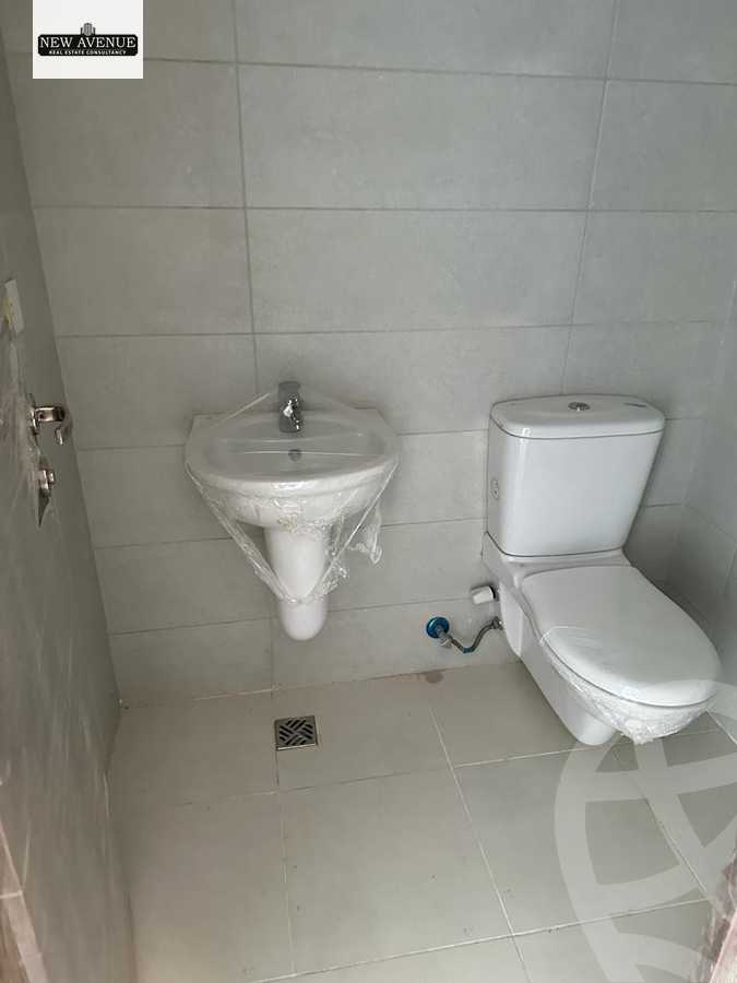 https://aqarmap.com.eg/en/listing/5299892-for-sale-cairo-new-cairo-compounds-mivida