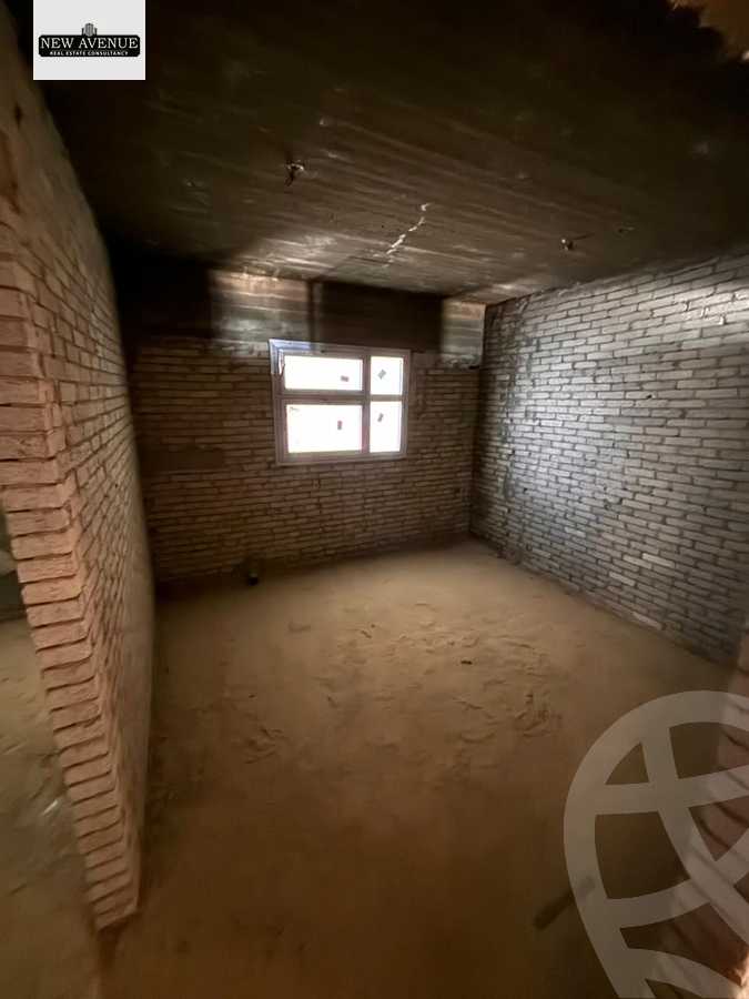 https://aqarmap.com.eg/en/listing/5301590-for-sale-cairo-new-cairo-compounds-blm-hylz-nyw-kyrw
