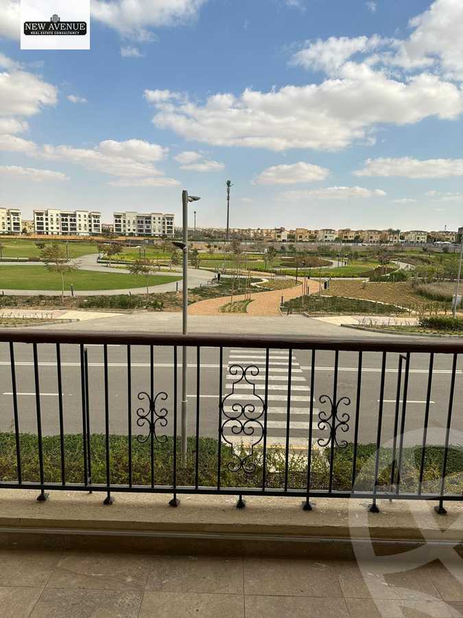 https://aqarmap.com.eg/en/listing/5302769-for-sale-cairo-new-cairo-compounds-mivida