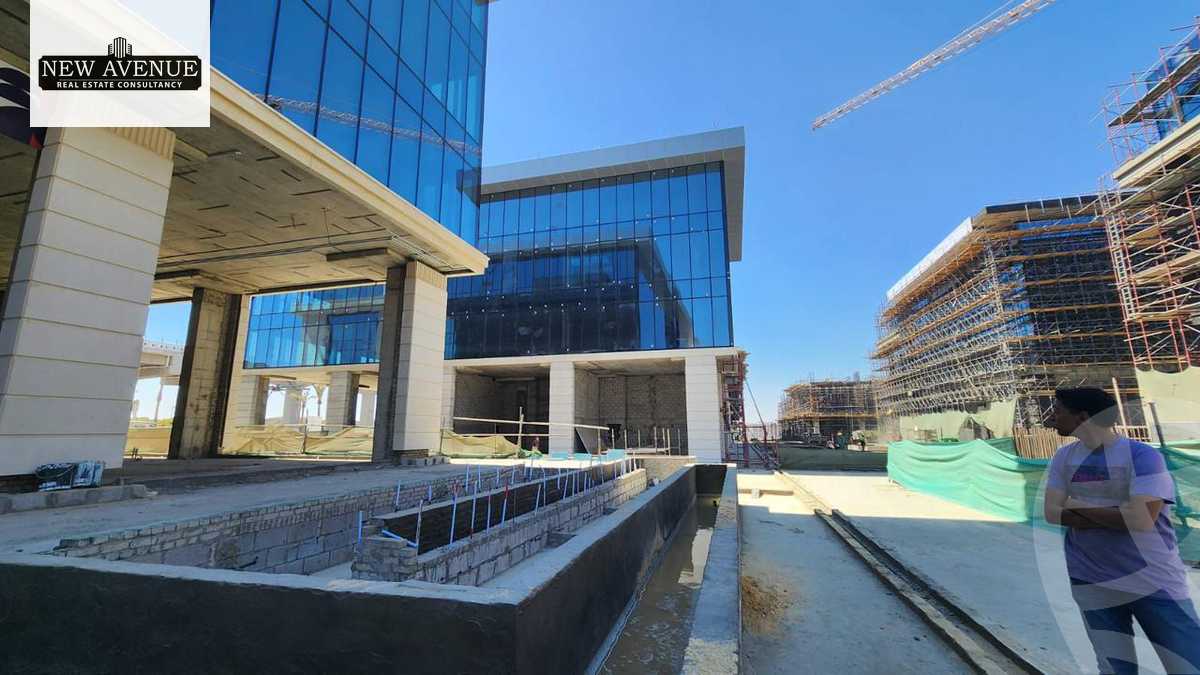 https://aqarmap.com.eg/en/listing/5304118-for-sale-cairo-new-cairo-compounds-golden-gate-redcon